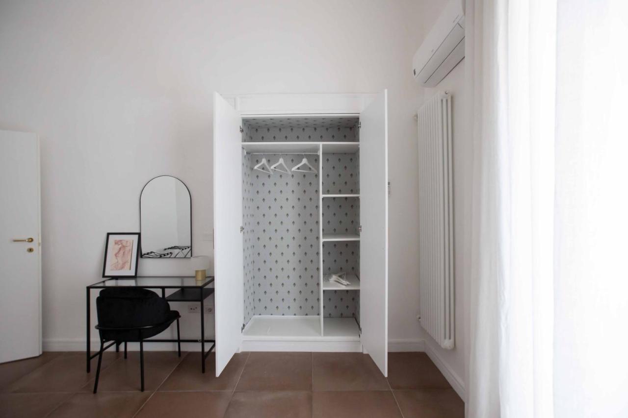 Domus Delia Luxury Apartment نابولي المظهر الخارجي الصورة