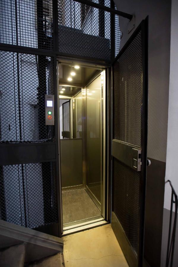 Domus Delia Luxury Apartment نابولي المظهر الخارجي الصورة